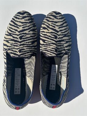 Rothy's Brown Zebra with Blue Trim, Retired Print, sz 8 Flat Loafers